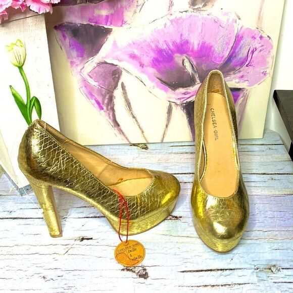 🌷 Chelsea Girl🌷 Gold Snakeskin Print Platform Heels NWT - Picture 3 of 11